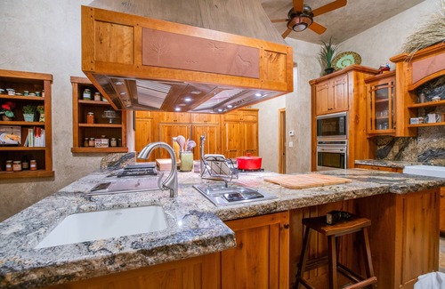 Torrey Casa | Cougar Ridge Resort, LLC