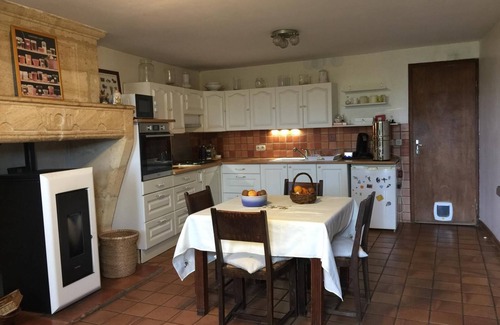 Saint-Sulpice-de-Faleyrens Casa | Country house with enclosed garden, ideal for medium or long stays