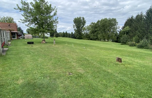 Teeds Grove Apartamento | Country Apartment Rental in an Outdoor Paradise!