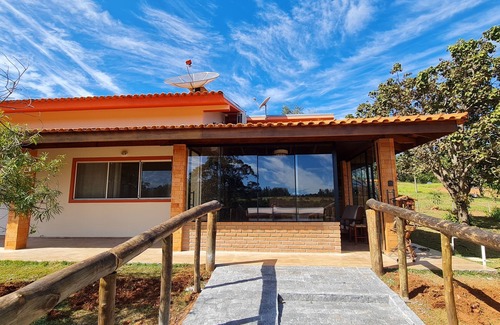 Aguas de Santa Barbara Casa | COUNTRY HOUSE WITH FIREPLACE / LAKE BACKGROUND - Santa Bárbara Resort