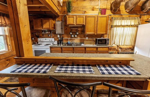 Marshland Cabina | Country Cabin Guest House