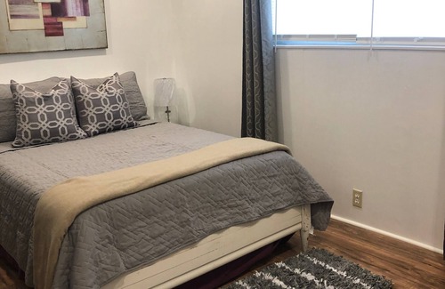 Comfort Cama Y Desayuno | Country Cabins #1 110 Flatrock Creek Road