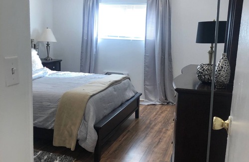 Comfort Cama Y Desayuno | Country Cabins #1 110 Flatrock Creek Road
