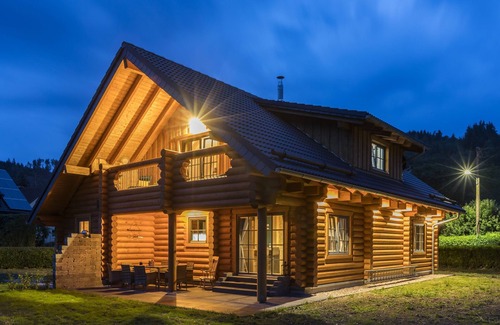 Steinwiesen Apartamento | Country chalet (153m2) with 4 bedrooms for up to 10 people