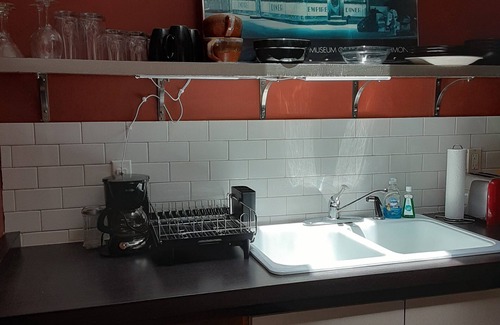 Mint Hill Apartamento | Country/City Vibe Crash Pad