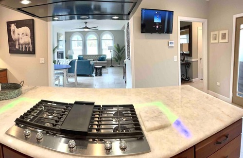 Warrington Casa | Country Club Estate close to NAS - EV charger