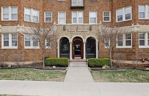 West Plaza Apartamento | Country Club Plaza Studio -> Walk to The Plaza + Close to Art Museums & Parks