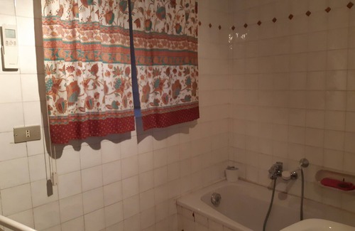 Montaldo di Mondovi Casa | Country cottage set in an old hamlet close to the main services.