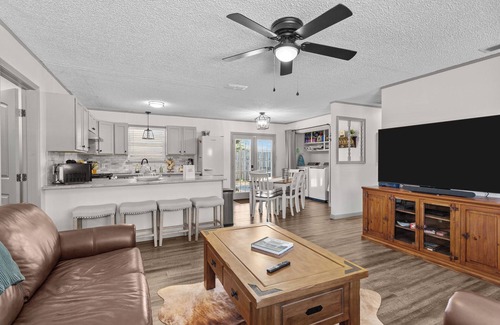 Knox City Casa | Country Comfort 4BR-2BA, New Reno, Patio, Fenced Yard, BBQ