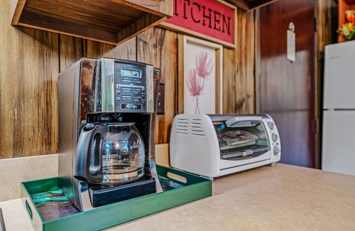 The Woods Cabina | Country Comfort -country Escape!
