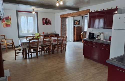 Vollore-Ville Casa | Country cottage 5 minutes from the lake
