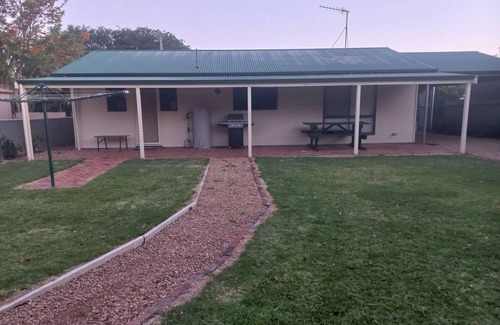 Kondoparinga Casa | Country Cottage