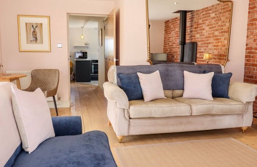 St Mary's Bay Cabaña | Country cottage, tranquil Romney Marsh. Views, large outside space