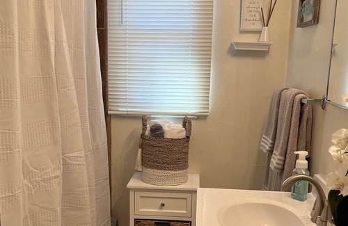 Hanford Cabaña | Country Cottage