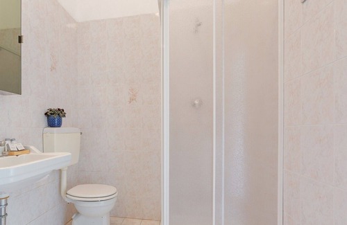 Monestirolo Apartamento | Country cottage with parking and garden