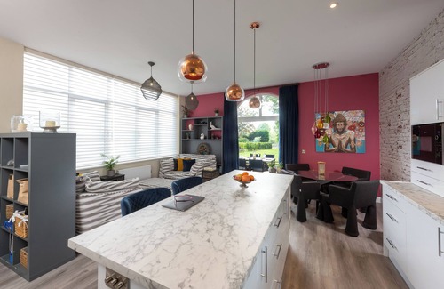 Liphook Casa | Country Escape on Private Estate, Dogs, Walking