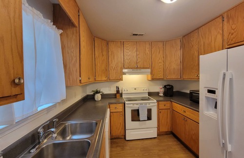 Golden Grove Casa | Country escape with AC near Greenville, SC
