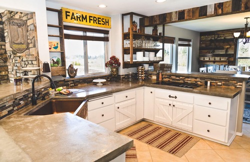 Port Angeles Casa | Country Estate-Magical Sunsets-Pet Friendly