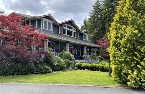 Shawnigan Lake Casa | Country Estate on acreage with swimming pool, hot tub, creek and trails.