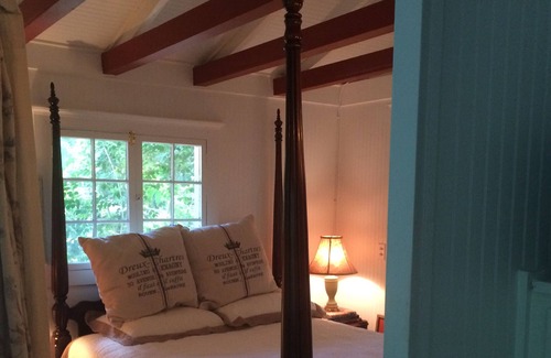 Glenwood Casa | Country Estate Guest Cottage