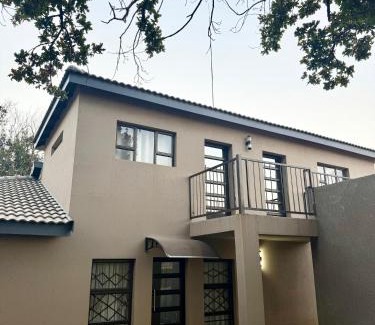 Delmas Casa | Country Farm House