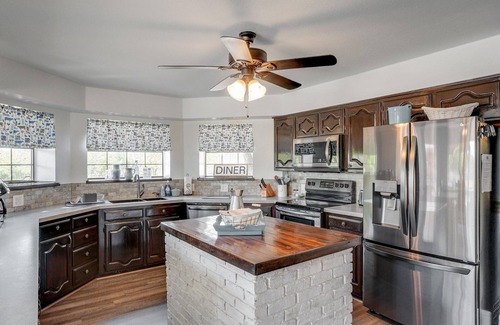 Era Otro | Country Farmhouse,13 minutes from Restaurants in Denton