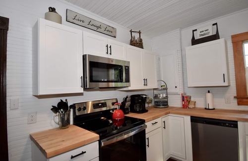 Monroe Otro | Country Farmhouse: Fire Pit, Grill, Updated Amenities, Cows, Stars and Solitude
