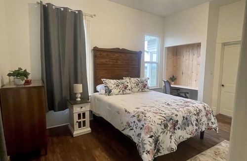 Halsey Otro | Country Farmhouse with Views