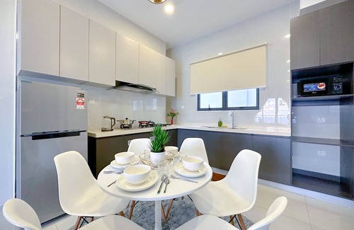 Central District Condominio | Country Garden Danga Bay By Stayrene