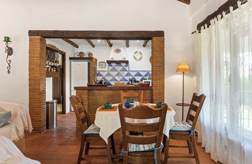 Jimena de la Frontera Villa | Casa de Campo 'Caty' con Vista a la Montaña, Piscina Privada y Wi-Fi