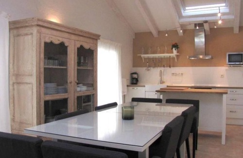 Améscoa Baja Casa | Casa rural 'Gailupa' con vistas a la montaña, jardín privado y Wi-Fi