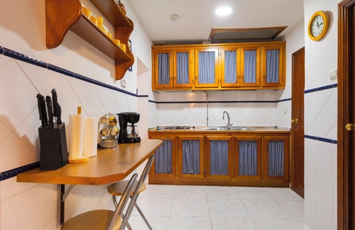 Cazalla De La Sierra Casa | Casa rural 'Fuente Nueva' con balcón