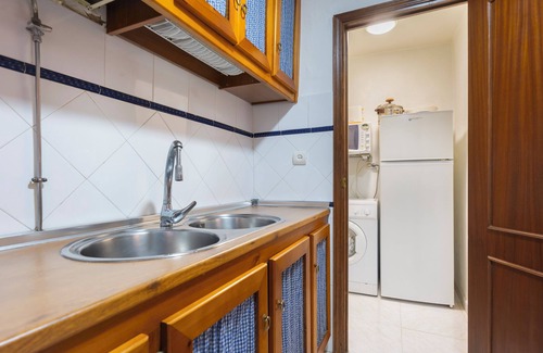 Cazalla De La Sierra Casa | Casa rural 'Fuente Nueva' con balcón