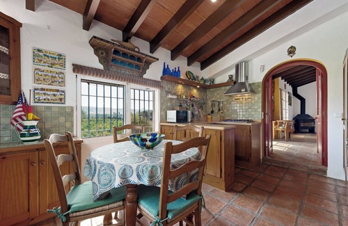 Jimena de la Frontera Casa | Casa rural 'Los 2 Cedros' con vistas a la montaña, Wi-Fi y aire acondicionado