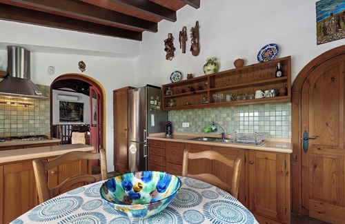 Jimena de la Frontera Casa | Casa rural 'Los 2 Cedros' con vistas a la montaña, Wi-Fi y aire acondicionado