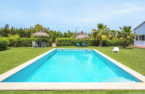 Santa Maria del Cami Villa | Casa rural 'Can Mossenyer' con vistas a la montaña, piscina privada y Wi-Fi