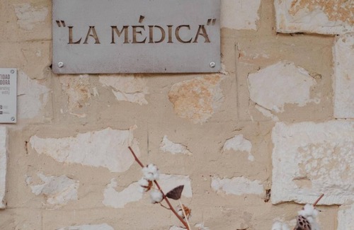Sargentes de la Lora Casa | Casa rural 'La Medica' con vistas a la montaña, terraza privada y Wi-Fi