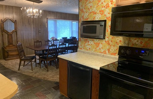 Vergennes Casa | Country Home for the Family