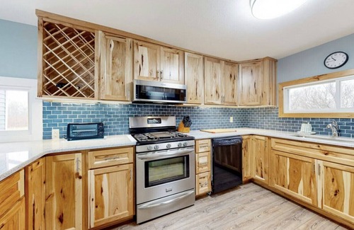 Dundee Casa | Country Home just minutes from multiple Finger Lakes!