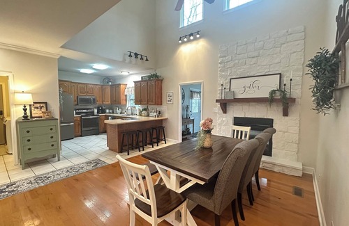 Ooltewah Otro | Country Home near Chattanooga, Harrison Bay, Howe Farms, and Gray Dove venues!