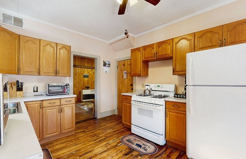 Jefferson Casa | Country home w/stream, yard, garden, snowmobile access, nr Santa's Village