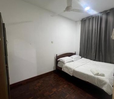 Kampung Minintod Apartamento | Country Homestay KK