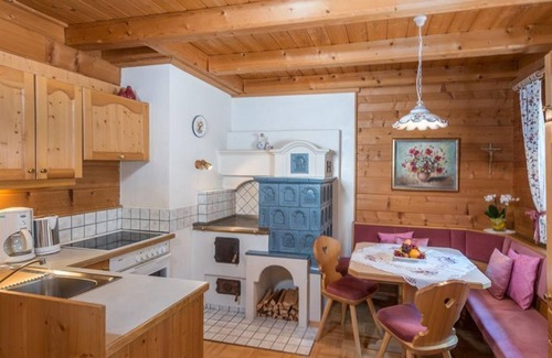 Ramsau am Dachstein Apartamento | Country house apartment 60m² 2-4 persons - 4* star organic wooden house Heimat &