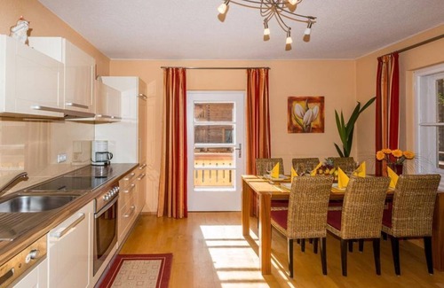 Ramsau am Dachstein Apartamento | Country house apartment 60m² 2-4 persons - 4* star organic wooden house Heimat &