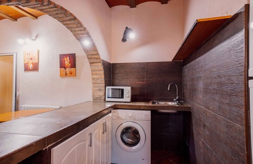Navares Casa | Casa rural 'Casa Dolores' con vistas a la montaña, Wi-Fi y aire acondicionado