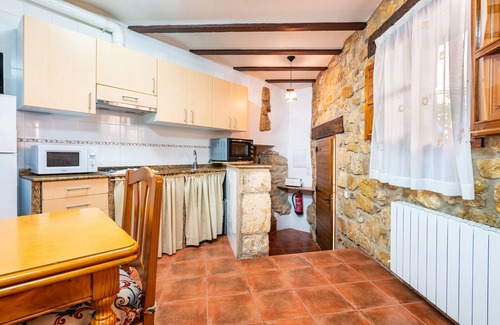 La Pobla de Benifassa Casa | Casa rural 'Casa Yayo' con vistas a la montaña, balcón y Wi-Fi