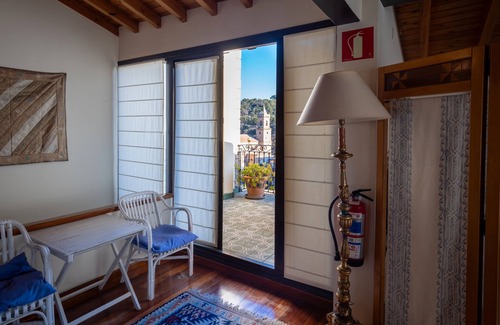 Villabuena de Alava Casa | Country House 'Baigorrietxea' with Private Terrace and Balcony