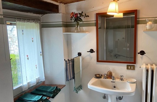 Pieve Santo Stefano Villa | Country house, a stone farmhouse, completely independent, with a private pool.