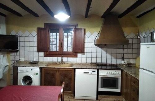 Pina de Montalgrao Casa | Casa rural 'Casa De La Cisterna I' con balcón
