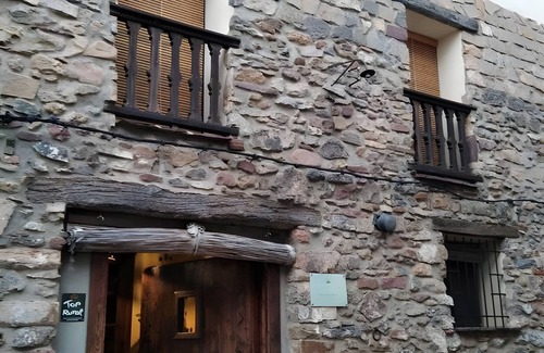 Pina de Montalgrao Casa | Casa rural 'Casa De La Cisterna I' con balcón
